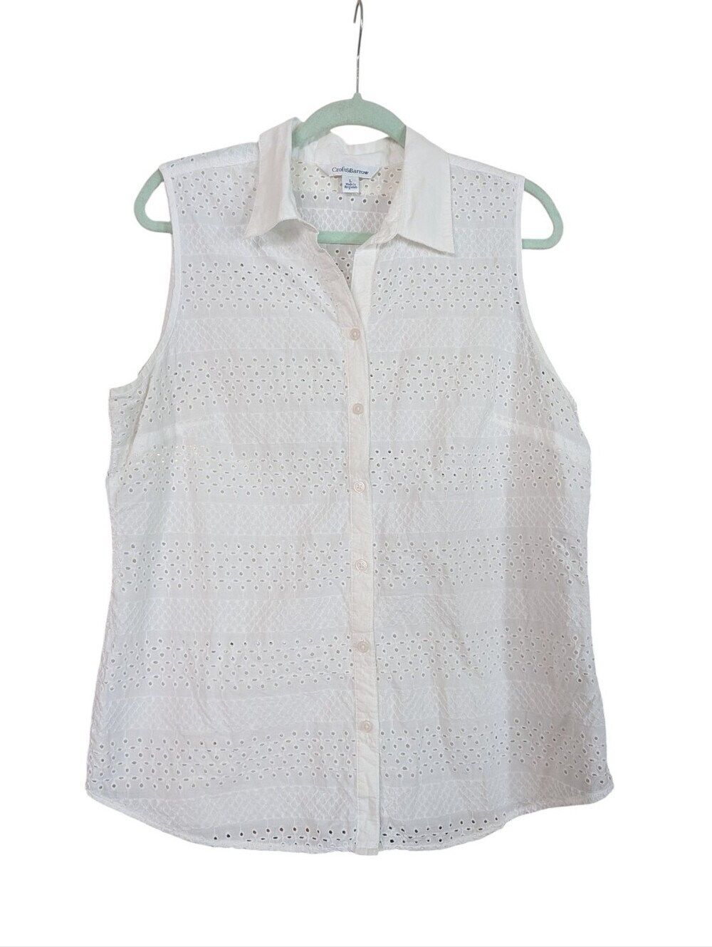 Croft & Barrow White Eyelet Embroidered Sleeveless Button Front Cotton Blouse - Picture 2 of 8